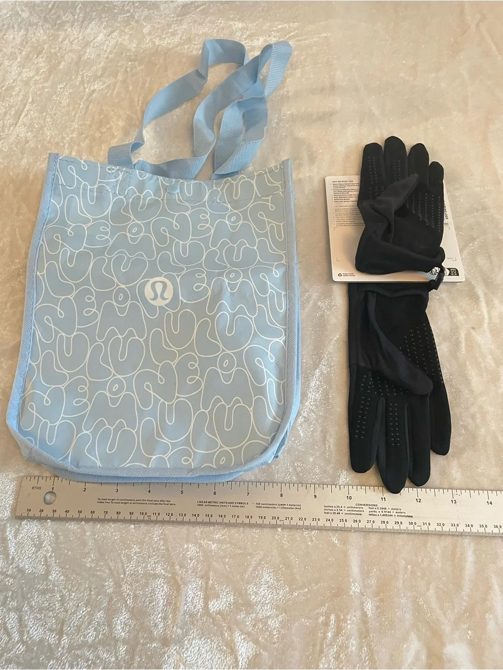NWT lululemon Fast and Free Fleece Running Gloves Black XS + with Bag